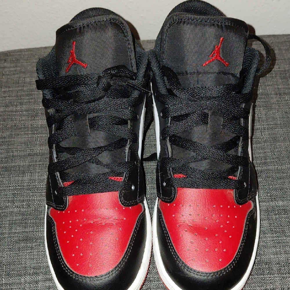 Nike Black and Red Men's Shoes